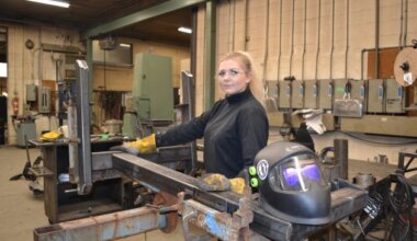 Welder Jobs in Canada: The Skilled Trade Pathway to PR with a $35/hr Wage